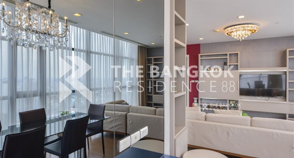 À louer 3 chambres condo à Khlong San, Bangkok
