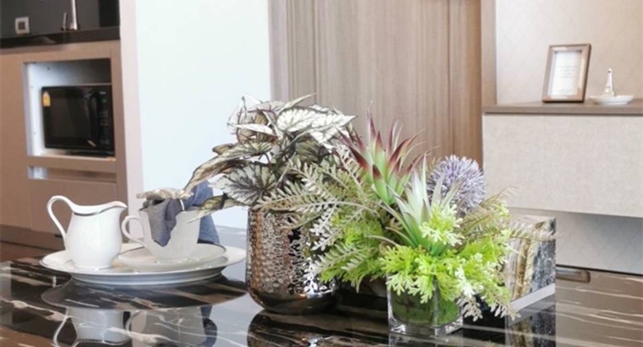 For rent 1 bed condo in Khlong Toei, Bangkok