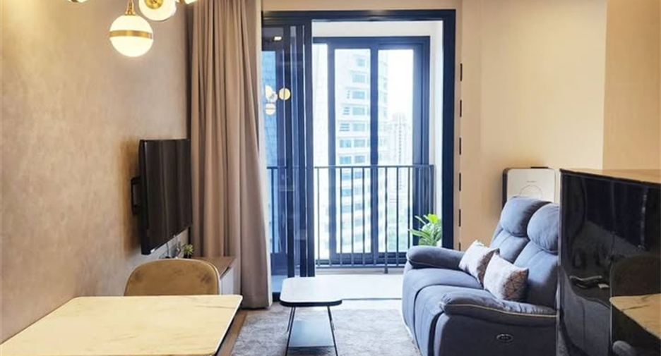 For rent 1 bed condo in Khlong Toei, Bangkok