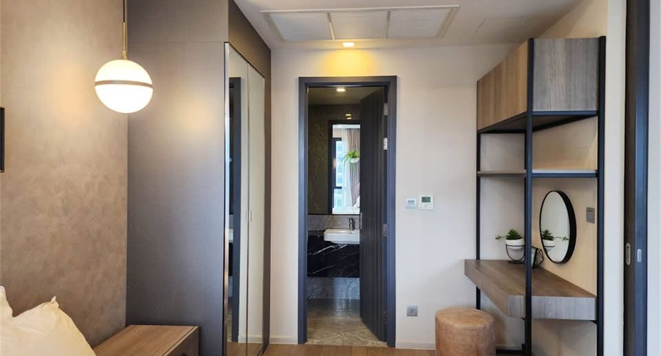 For rent 1 bed condo in Khlong Toei, Bangkok
