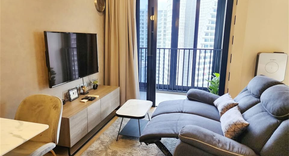 For rent 1 bed condo in Khlong Toei, Bangkok