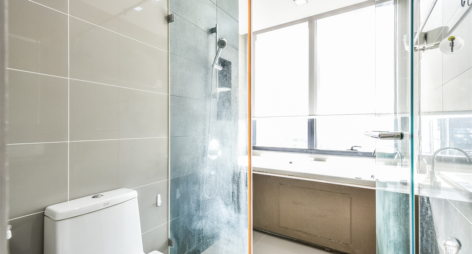 For rent 2 ベッドルーム condo in Bang Rak, Bangkok