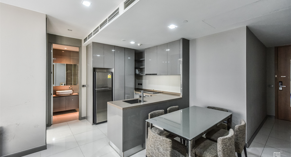 For rent 2 ベッドルーム condo in Bang Rak, Bangkok