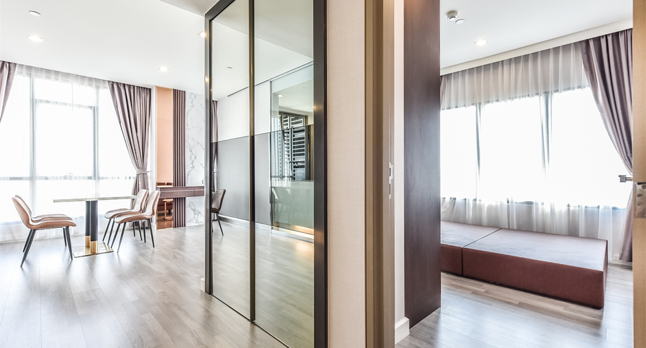 À louer 2 chambres condo à Bang Rak, Bangkok