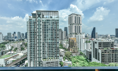 For rent 1 bed condo in Khlong Toei, Bangkok