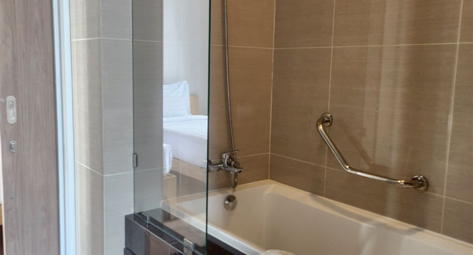 For rent 2 ベッドルーム condo in Khlong Toei, Bangkok