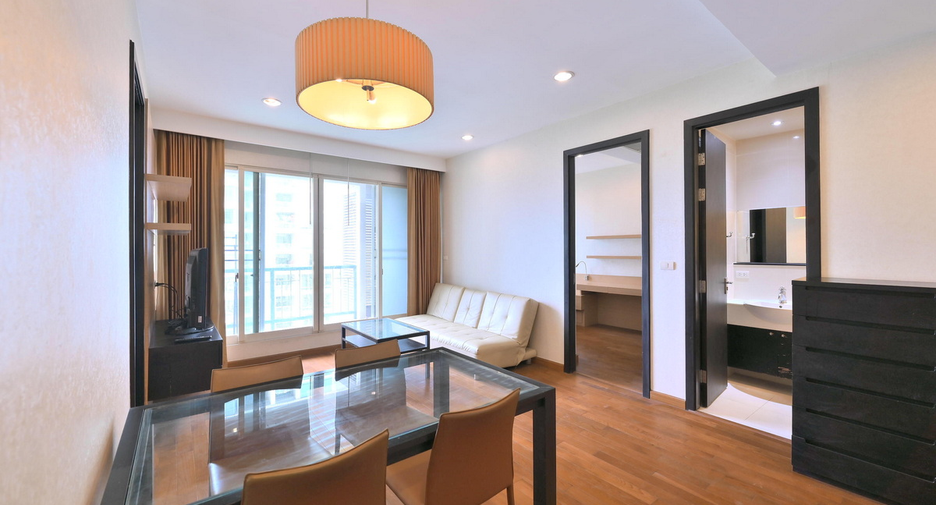 Wohnung zur Miete mit 2 Zimmer in Pathum Wan, Bangkok