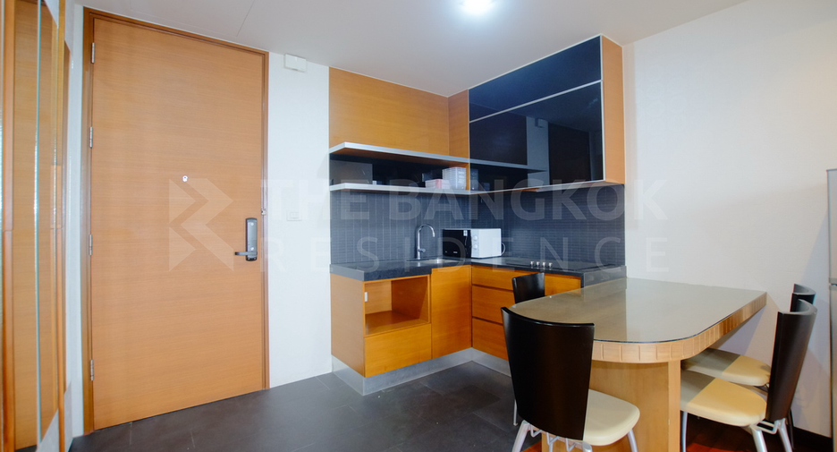 Condo en alquiler de 2 habitaciones en Khlong Toei, Bangkok