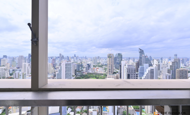 Condo en alquiler de 2 habitaciones en Khlong Toei, Bangkok