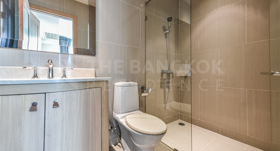 For rent 3 ベッドルーム condo in Sathon, Bangkok