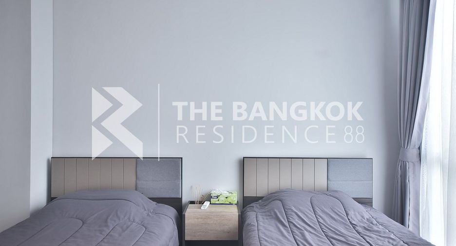 For rent 2 bedrooms condo in Watthana, Bangkok