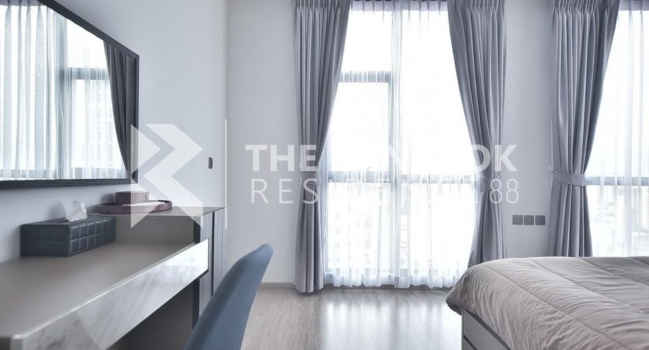 For rent 2 bedrooms condo in Watthana, Bangkok