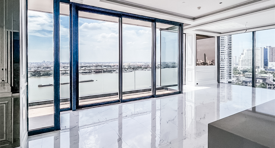 Condo en alquiler de 4 habitaciones en Bang Kho Laem, Bangkok