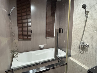 Wohnung zur Miete mit 2 Zimmer in Watthana, Bangkok
