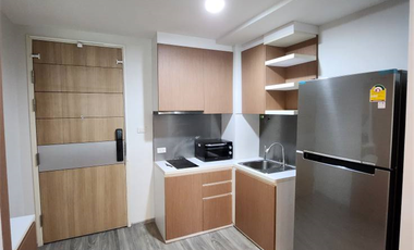 Wohnung zur Miete mit 2 Zimmer in Phra Khanong, Bangkok
