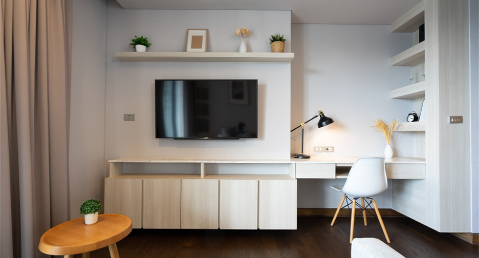 For rent 2 bedrooms condo in Khlong Toei, Bangkok