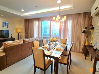 For rent 3 bedrooms condo in Watthana, Bangkok