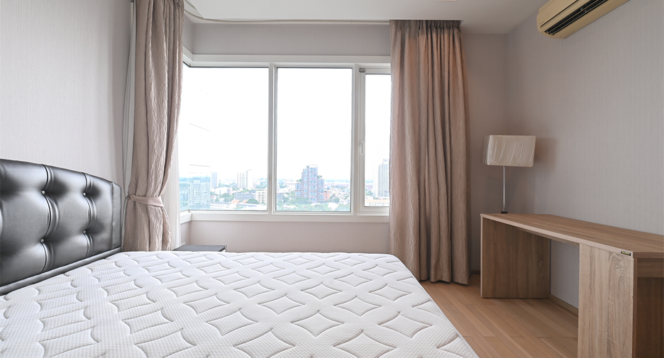 Wohnung zur Miete mit 2 Zimmer in Khlong Toei, Bangkok