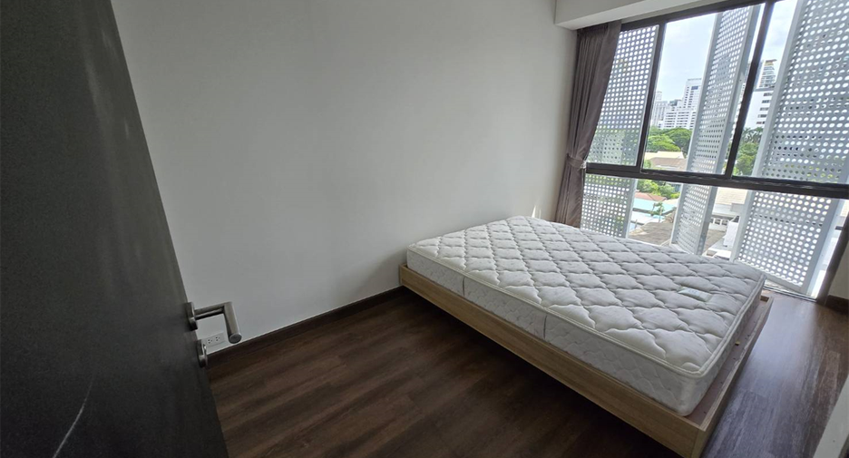 Condo en alquiler de 3 habitaciones en Watthana, Bangkok