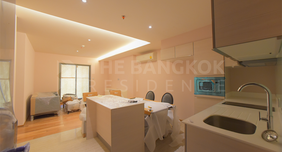 For rent 2 bedrooms condo in Watthana, Bangkok