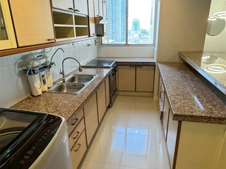 For rent 2 ベッドルーム condo in Watthana, Bangkok