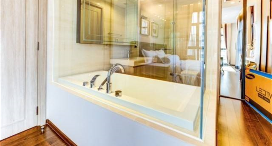 For rent 1 Beds condo in Khlong Toei, Bangkok