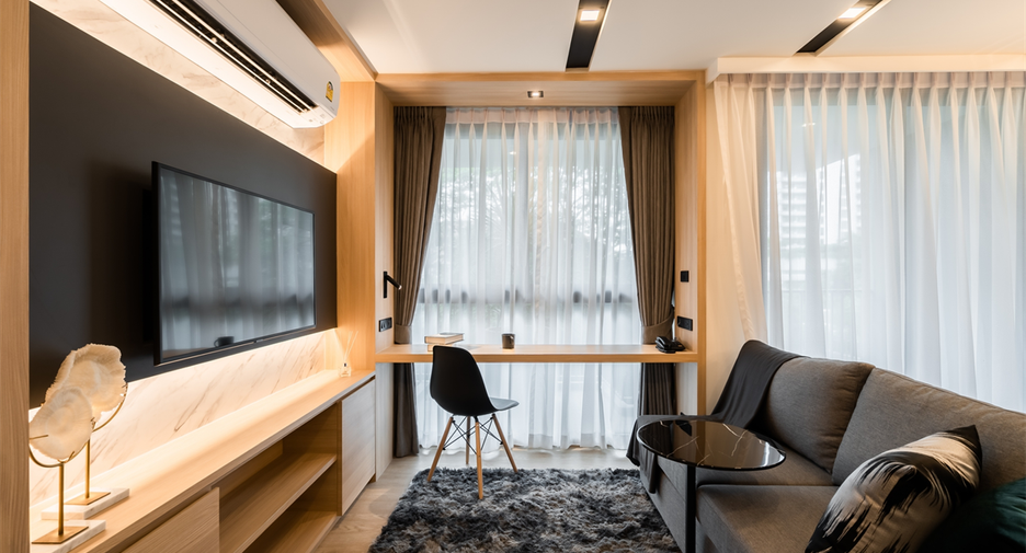 For rent 2 bedrooms condo in Watthana, Bangkok