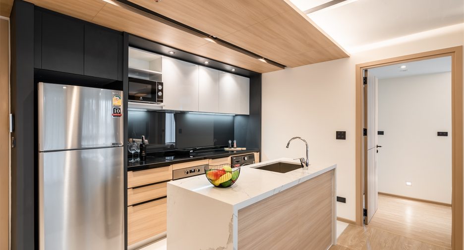 For rent 2 bedrooms condo in Watthana, Bangkok