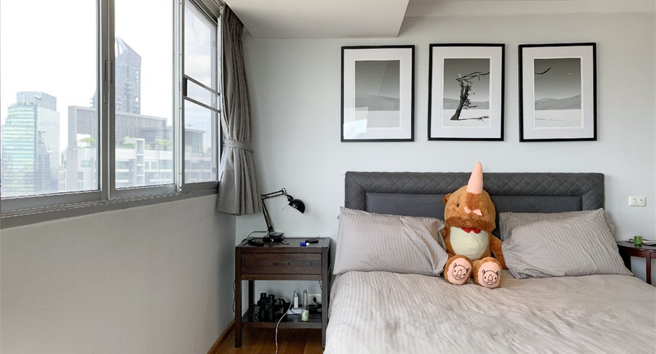 For rent 3 ベッドルーム condo in Khlong Toei, Bangkok
