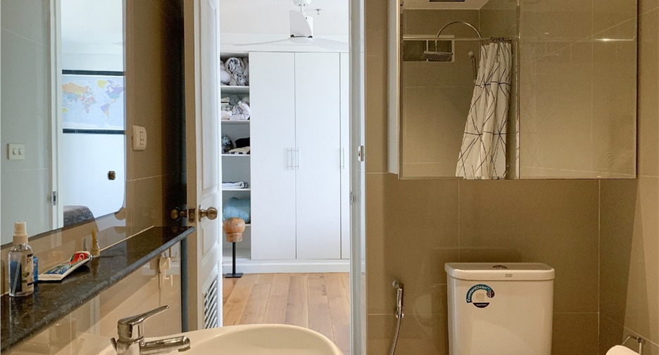 For rent 3 ベッドルーム condo in Khlong Toei, Bangkok