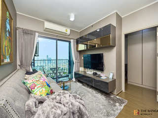 For rent 2 bedrooms condo in Phra Khanong, Bangkok