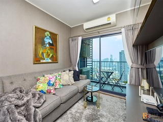 For rent 2 bedrooms condo in Phra Khanong, Bangkok