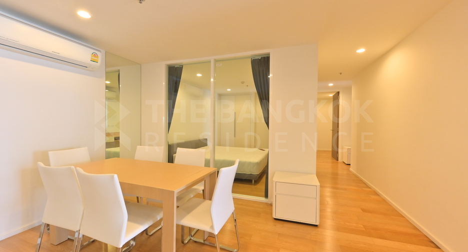 For rent 3 bedrooms condo in Watthana, Bangkok