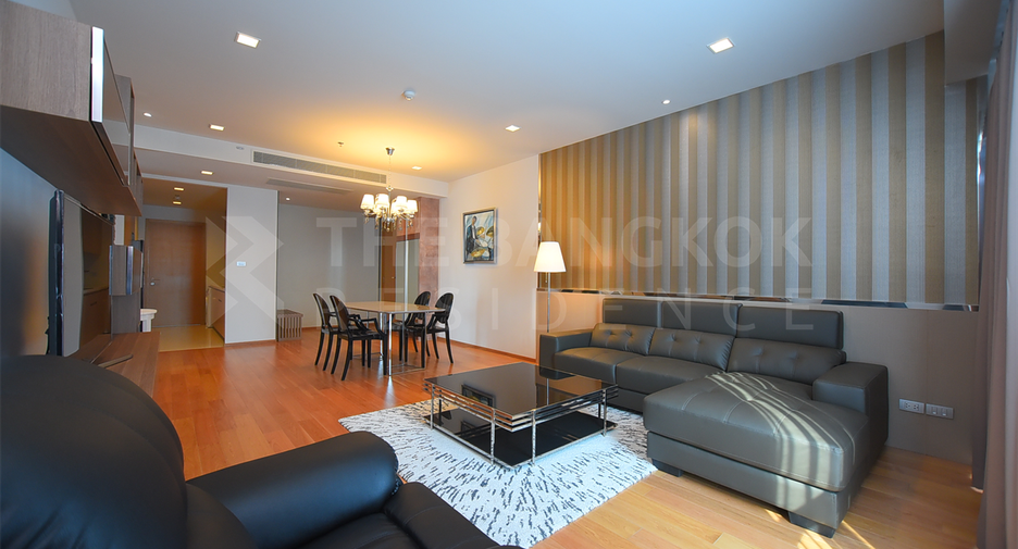 For rent 2 bedrooms condo in Khlong Toei, Bangkok