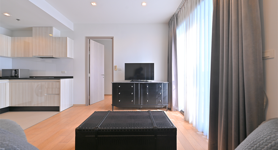 For rent 1 bed condo in Watthana, Bangkok