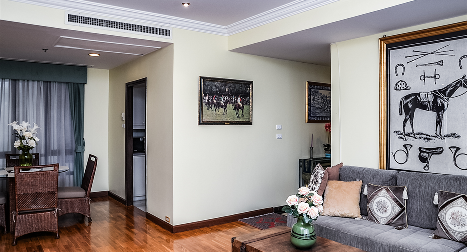 For rent 2 bedrooms condo in Sathon, Bangkok