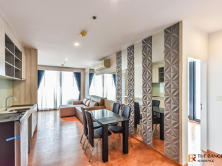 For rent 2 bedrooms condo in Sathon, Bangkok