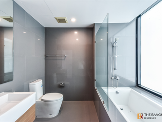 For rent 2 bedrooms condo in Sathon, Bangkok