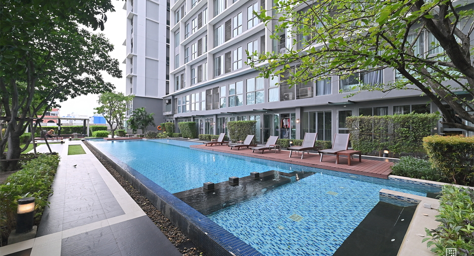 For rent 2 bedrooms condo in Phra Khanong, Bangkok