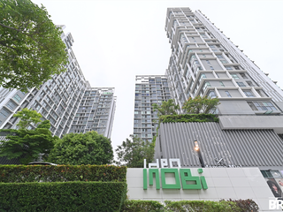 For rent 2 bedrooms condo in Phra Khanong, Bangkok