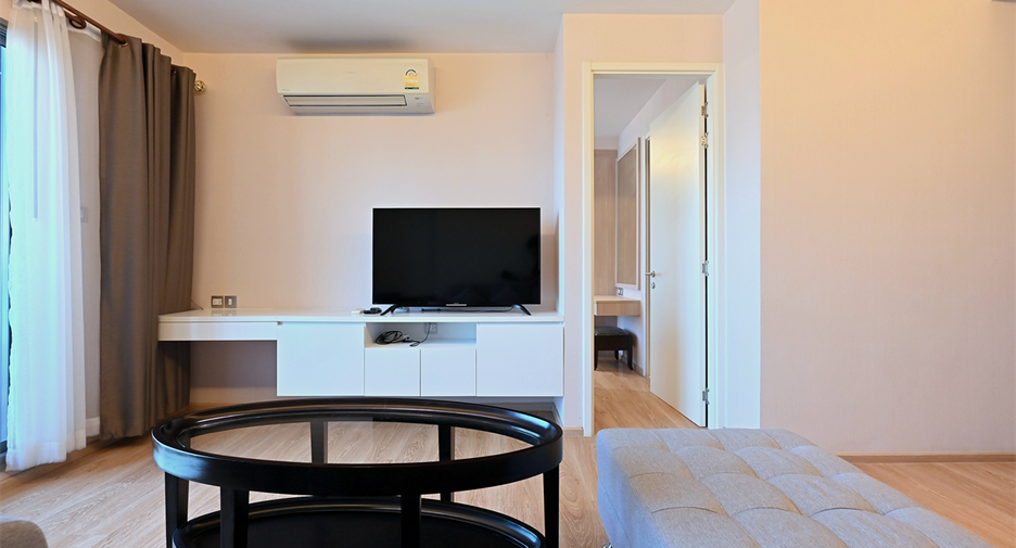 For rent 1 bed condo in Watthana, Bangkok