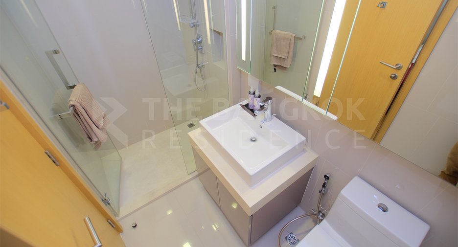 For rent 3 ベッドルーム condo in Khlong Toei, Bangkok