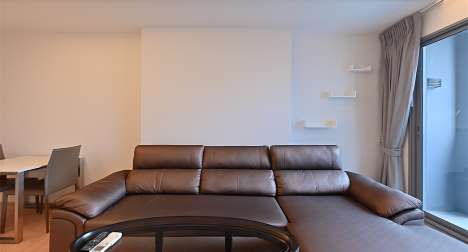 For rent 1 bed condo in Watthana, Bangkok