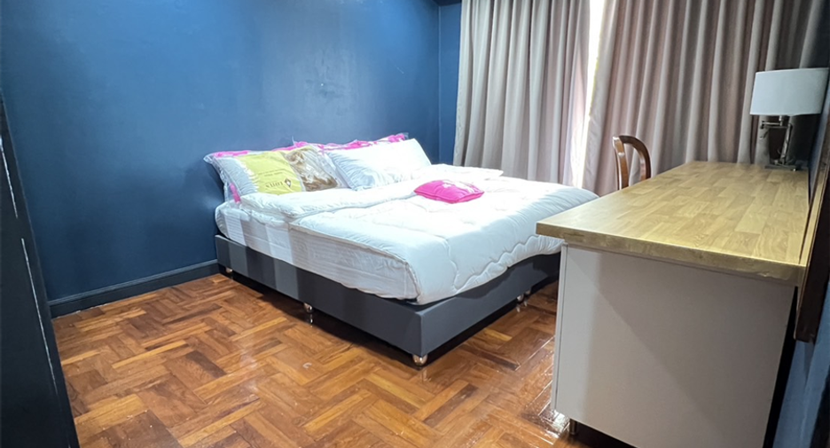ให้เช่า 2 ห้องนอน คอนโด ใน วัฒนา, กรุงเทพฯ