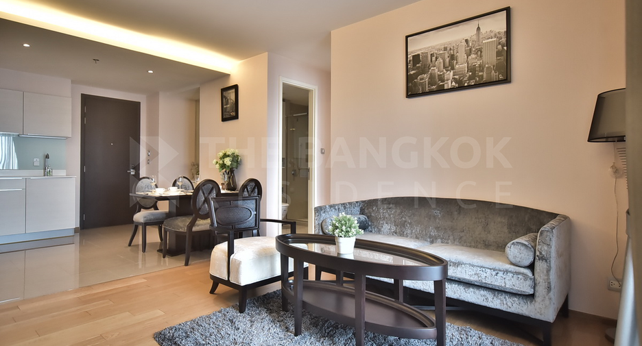 For rent 2 bedrooms condo in Watthana, Bangkok