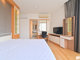 Condo en alquiler de 2 habitaciones en Khlong Toei, Bangkok