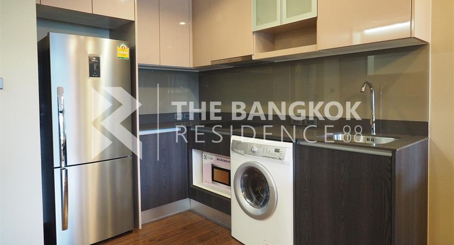 For rent 2 bedrooms condo in Sathon, Bangkok