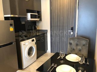 Condo en alquiler de 1 habitaciones en Khlong Toei, Bangkok