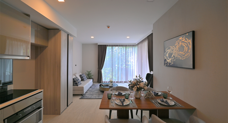For rent 2 bedrooms condo in Watthana, Bangkok