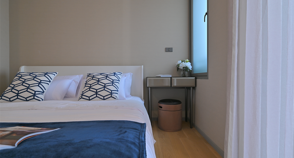 For rent 2 bedrooms condo in Watthana, Bangkok